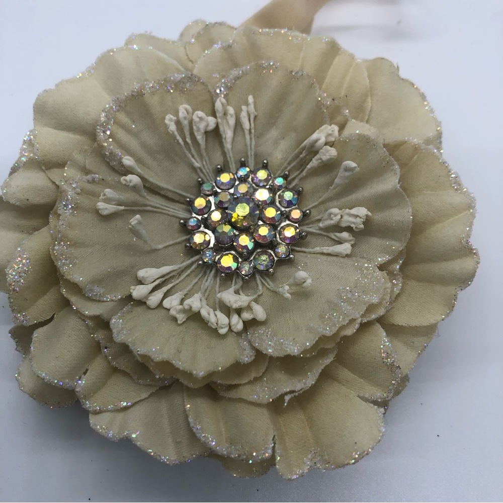 TIEKS FLOWER TOPPER | Off-white/Beige